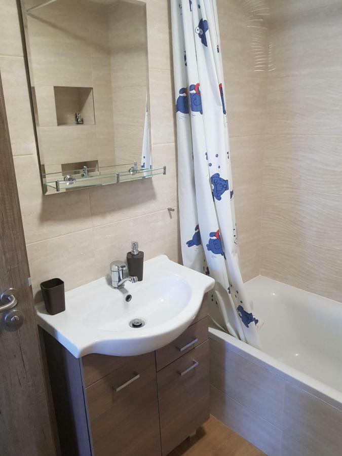 Vip Apartmany Zabnik Prievidza Buitenkant foto