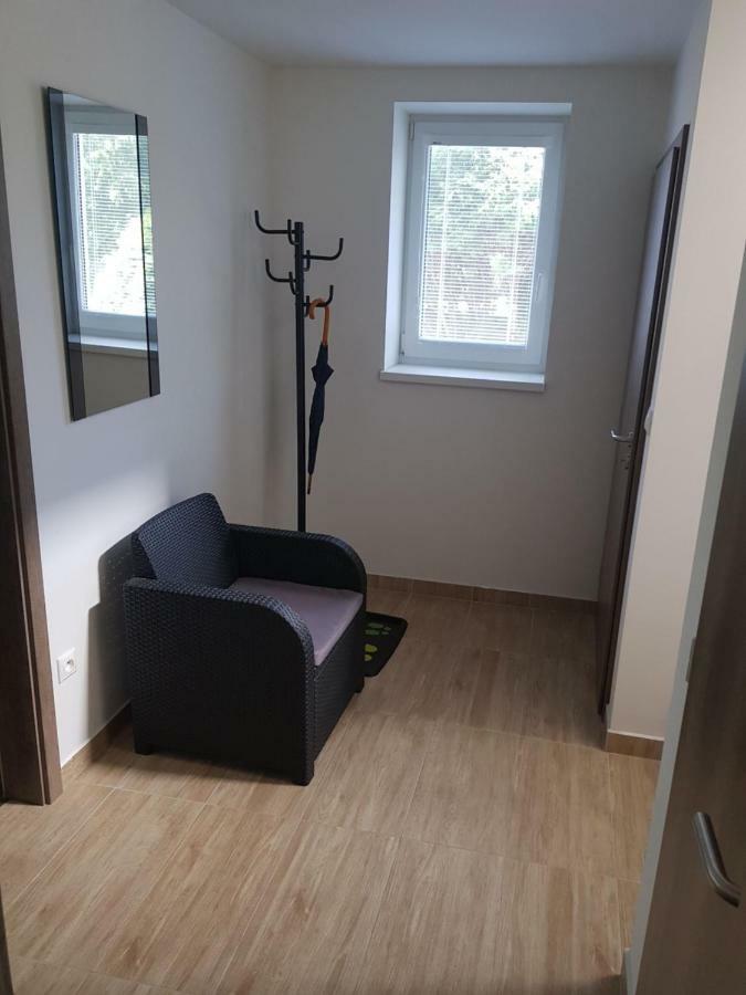 Vip Apartmany Zabnik Prievidza Buitenkant foto
